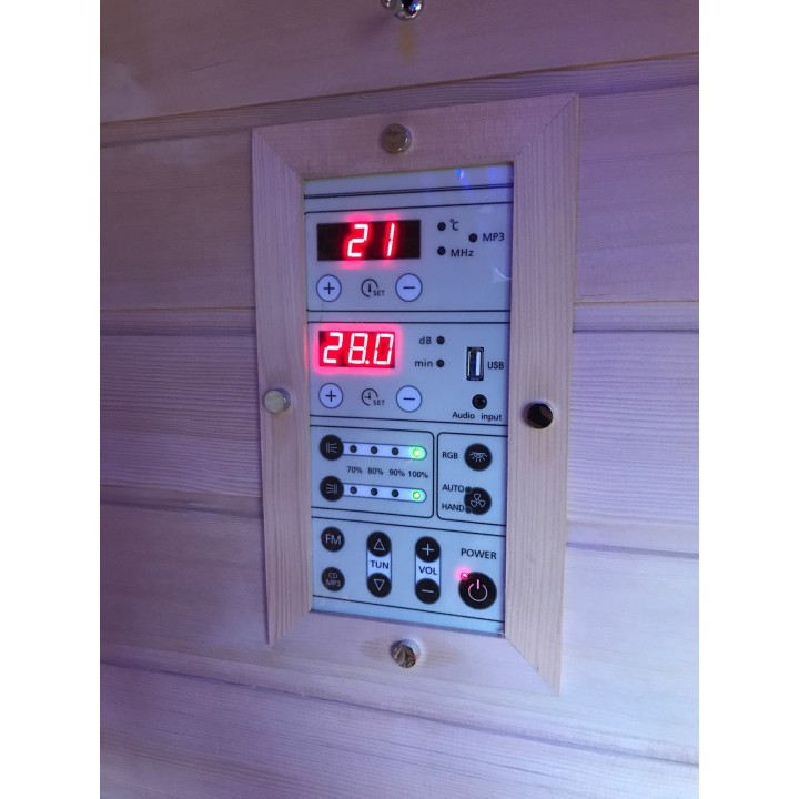 Infračervená sauna EXCLUSIVE FIVE / kanadská borovice 150x150x200cm pro 3-4 osoby